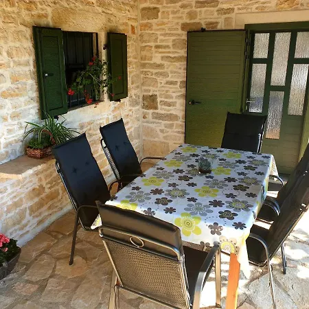 Istrian Stone Built House Ana Rita Kanfanar