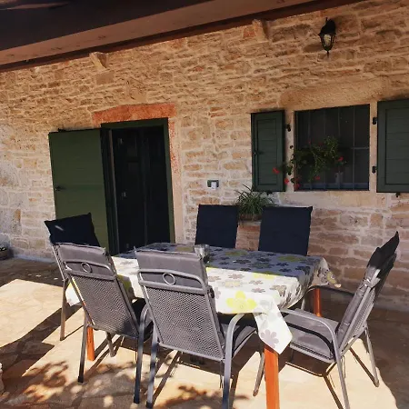 Apartment Istrian Stone Built House Ana Rita Kanfanar