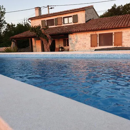 Istrian Stone Built House Ana Rita Apartment *